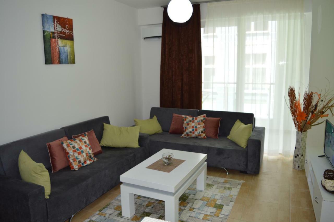 Apartment Bllaca Shengjin Exterior photo